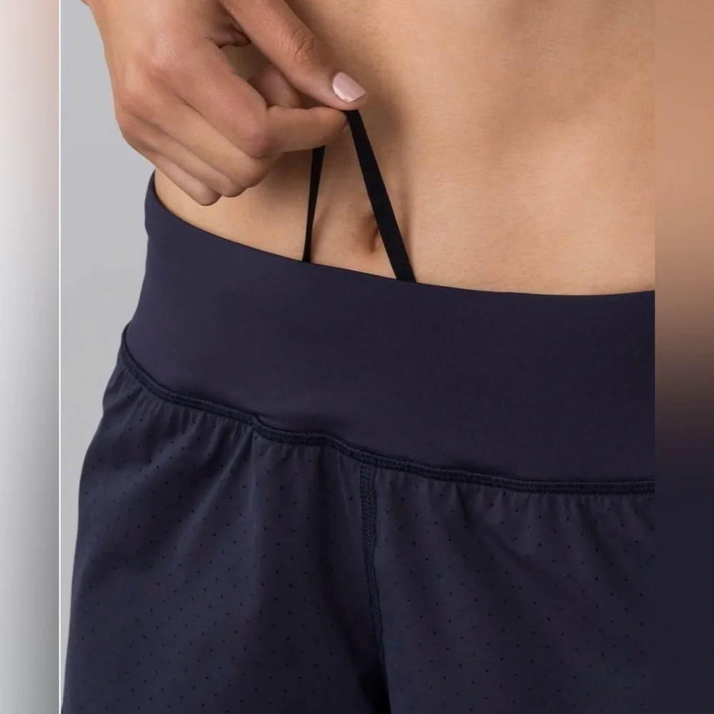 Lululemon Final Lap Short (2.5